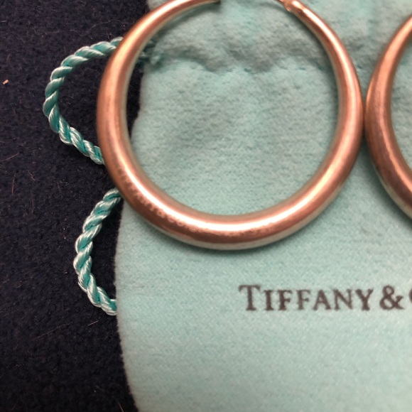 Tiffany & Co earrings - Picture 2 of 5